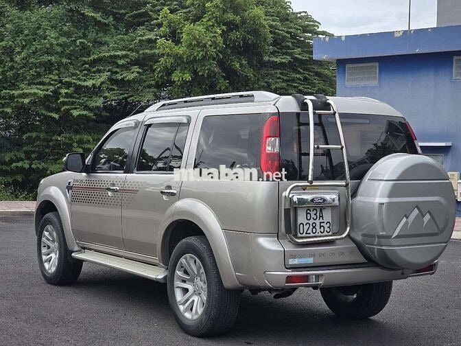 EVEREST 2.5L 2014 MT 1 CẦU 119000KM BẢOHÀNH1NĂM