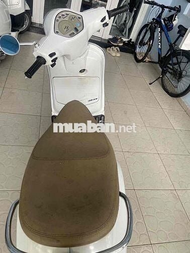 Piaggio Vespa 2010 Trắng