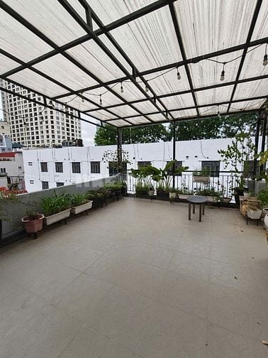 Cho thuê nhà Xuân Diệu 36m² 6 tầng, nội thất sang xịn chỉ 16tr/1 tháng