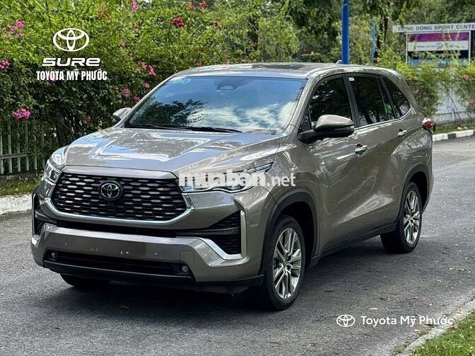 Toyota Innova Cross 2.0HEV 2024 Nâu 34.000 km