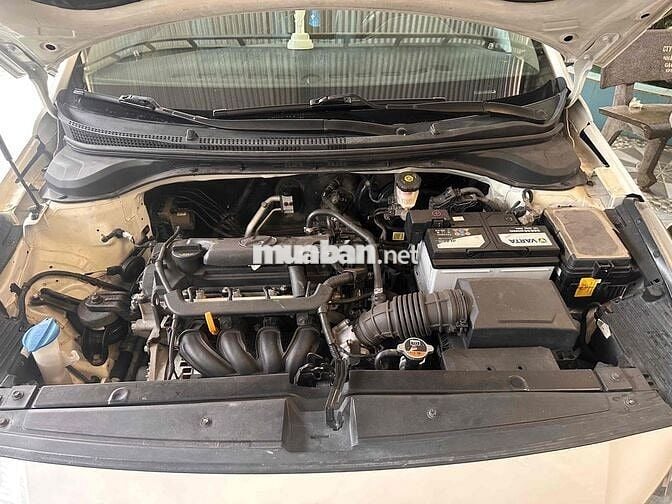 Hyundai Accent 2023 Số sàn Trắng 100327 km