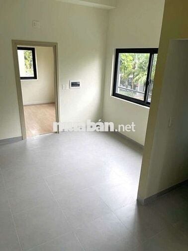 Cho thuê căn góc gần ngã tư Bình Cbuẩn