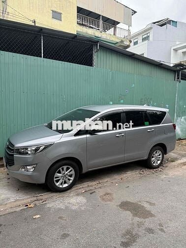 Toyota Innova 2.0 E 2019 MT số sàn