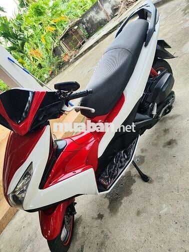 Honda Air Blade 125cc 2013 Đỏ trắng mới