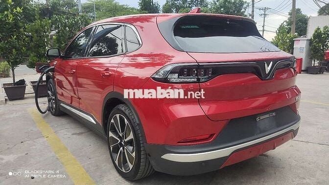 VinFast VF8 Plus CatI 2023 Điện 55 km Đỏ