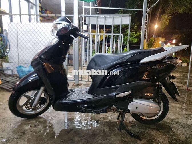 Honda Lead Đen