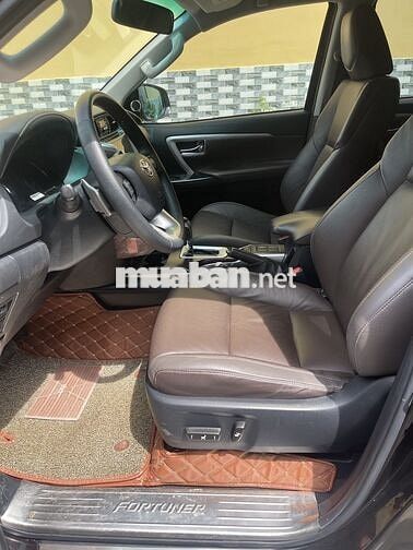 Fortuner 2019 AT 1 chủ màu Nho Mỹ 0 hạt