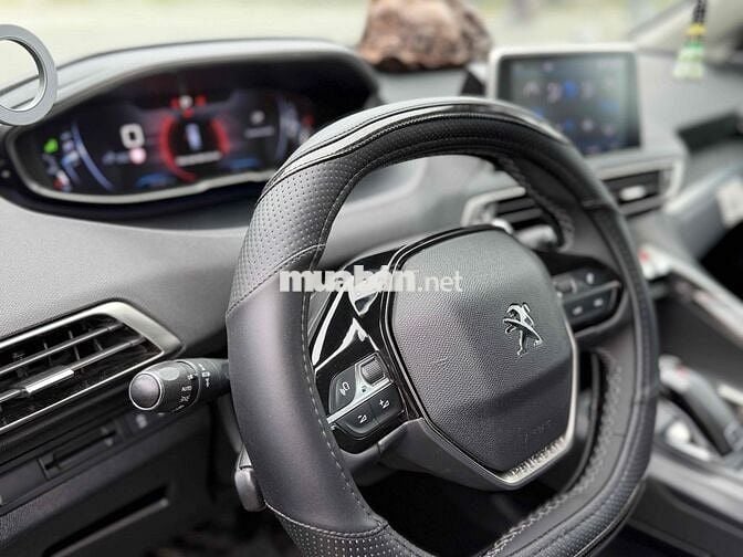 Peugeot 5008 SUV 2019 Đen 1.6 Turbo