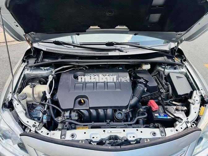 Toyota Corolla Altis Bạc 5 chỗ