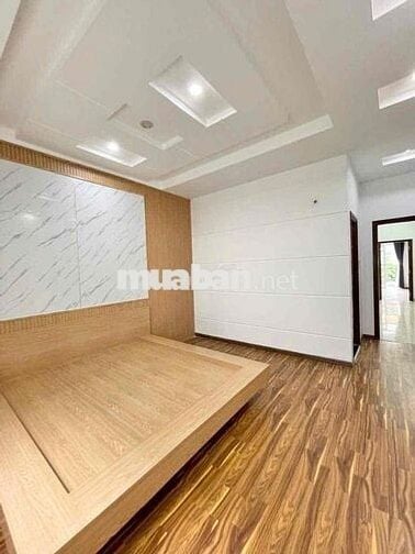 CHỦ GỬI CHO THUÊ NHÀ TRỆT 2 LẦU CÓ NỘI THẤT KDC HỒNG PHÁT