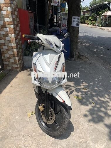 Yamaha Luvias 2013 Trắng Long An