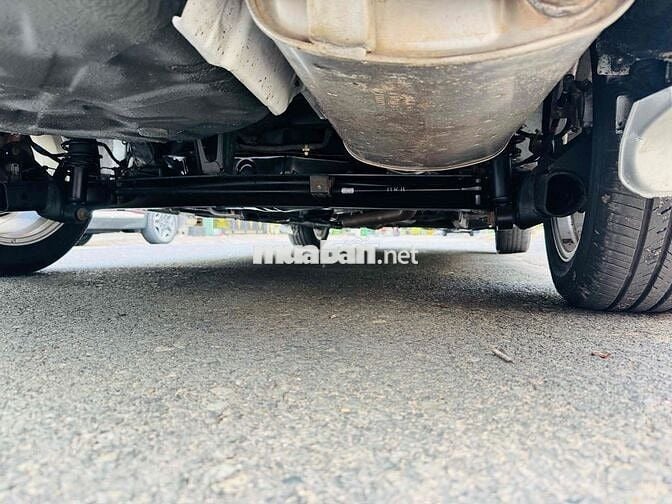 Toyota Corolla Altis Bạc 5 chỗ