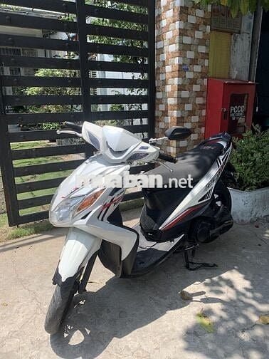 Yamaha Luvias 2013 Trắng Long An