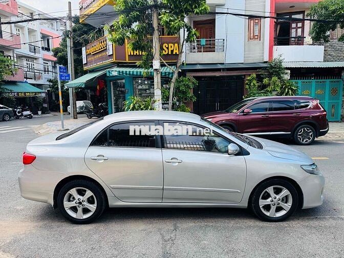Toyota Corolla Altis Bạc 5 chỗ