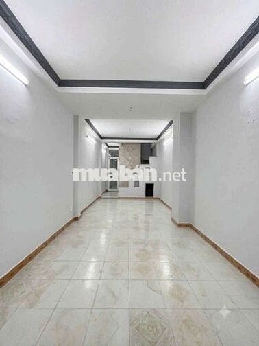 Cho thuê nguyên căn Trống rộng, Mặt Tiền KD Đường Bùi Quang Là P12 GV