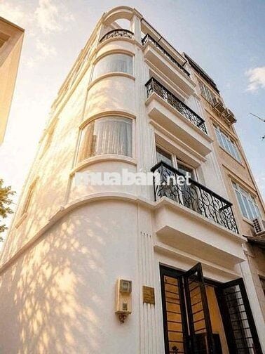 🌹3% + tặng SH 2026 Nhà đẹp 5 Tầng Quận 1 bán nhanh trong tuần chốt 6.9