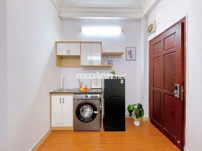 GẦN VHU ĐẦY ĐỦ NỘI THẤT CÓ MÁY GIẶT CỬA SỔ