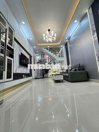 Nhà Phố HXH 3 Lầu Phạm Văn Chiêu 4pn 5wc 24tr