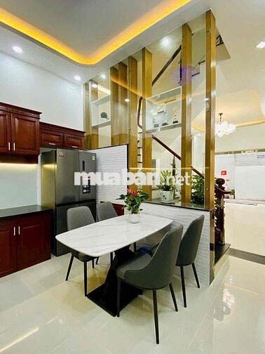 Nhà Phố HXH 3 Lầu Phạm Văn Chiêu 4pn 5wc 24tr