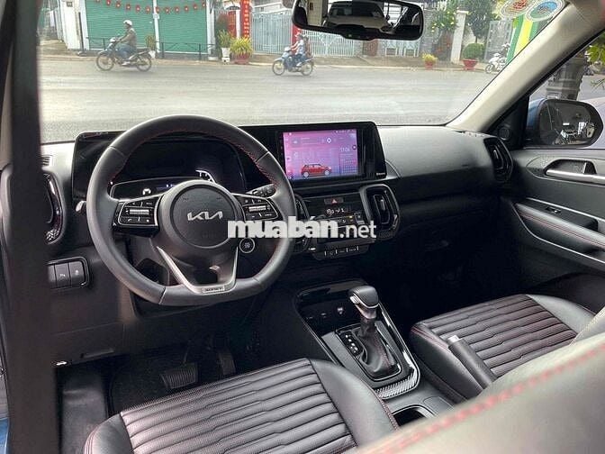 Kia Sonet 2024 1.5 Premium	 - 11000 km