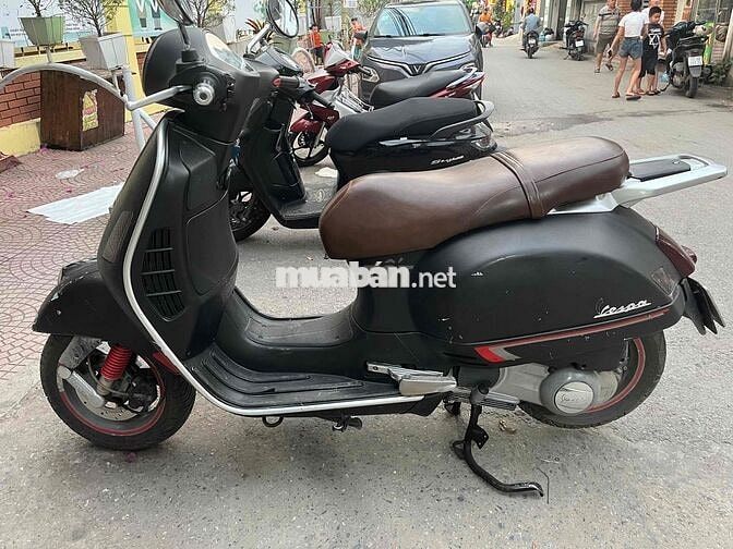 Piaggio GTS 2024 Đen