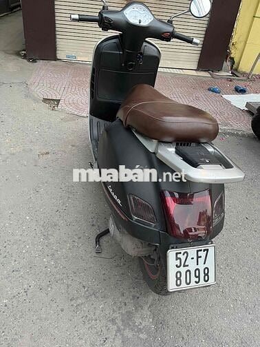 Piaggio GTS 2024 Đen