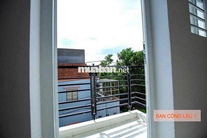 Nhà Tây Lân 4PN 9Tr/ Tháng Kế chợ