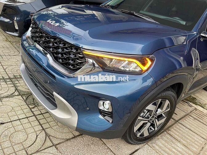 Kia Sonet 2024 1.5 Premium	 - 11000 km