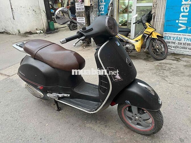 Piaggio GTS 2024 Đen