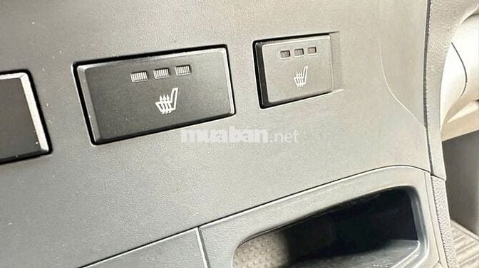 Hyundai Starex tải van 2015 số sàn Trắng