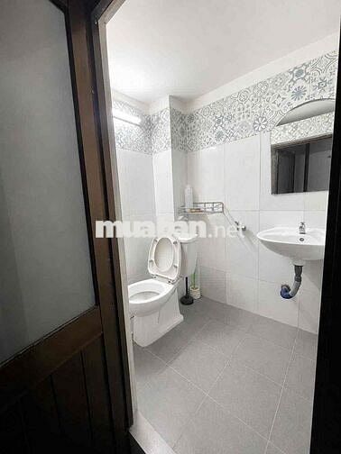 Nhà nguyên căn cho thuê mặt tiền Bình Quới, 4.5x18m