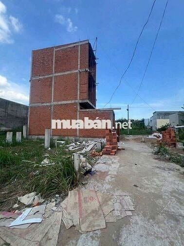 BÁN 48M2 ĐẤT THỔ CƯ xÂY DỰNG TỰ DO LONG HẬU CÁCH NHÀ BÈ 3K.