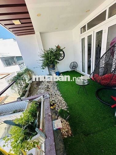 Nhà 3 tầng trung tâm Nha Trang Gần Siêu Thị Co.op mart