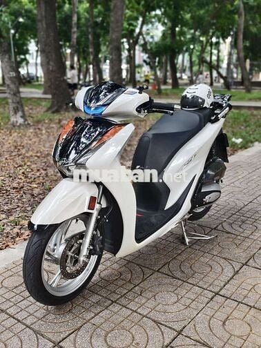 Honda SHVN 125CBS