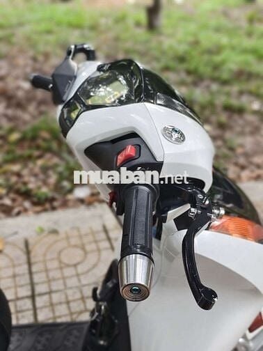 Honda SHVN 125CBS
