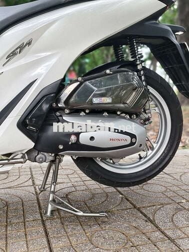 Honda SHVN 125CBS