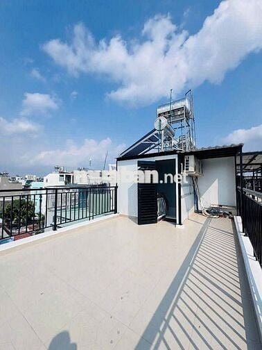 Bán nhà xây mới 5 tầng cạnh Thích Quảng Đức - (4.1x8.5) full nội thất