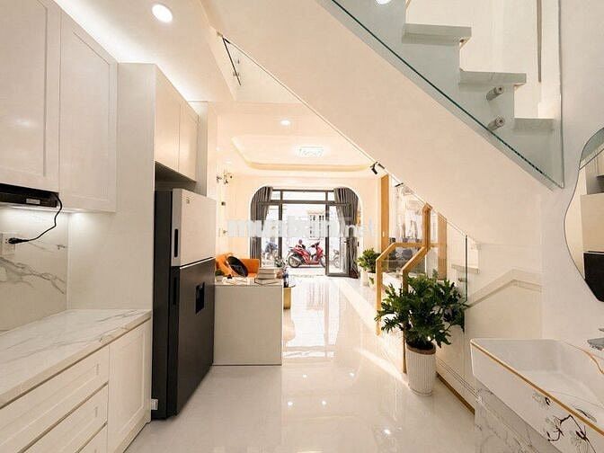 CĂN GÓC 2 MẶT HẺM XE HƠI NGAY THÍCH QUẢNG ĐỨC 45m2 (4x11.3) SỔ 2025