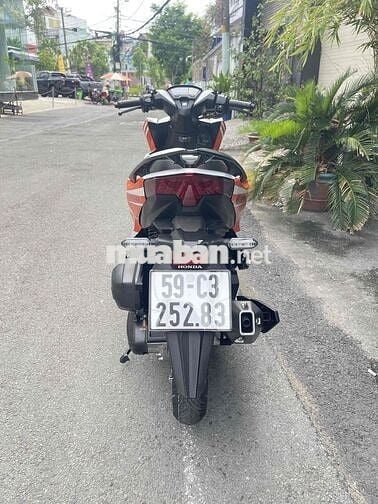 Honda Vario 150 2022 Trắng cam 700 km