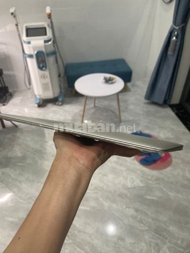Macbook giá rẻ 4tr9 tại Buôn Hồ