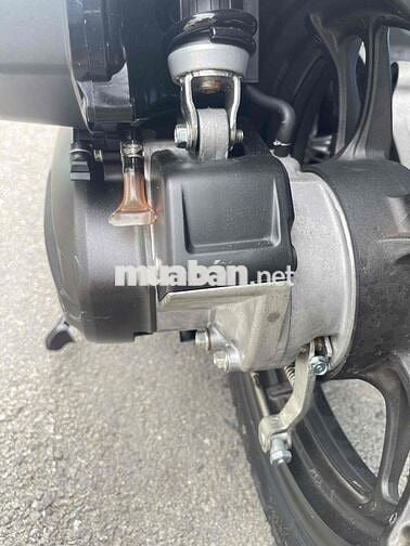 Honda Vario 150 2022 Trắng cam 700 km