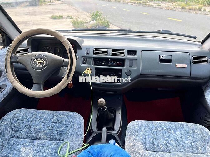 Toyota Zace 2005