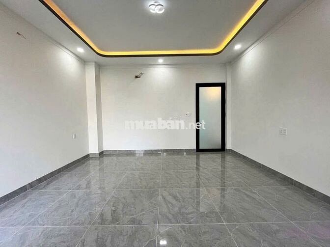 Hơn 900tr Có Ngay Nhà 1 trệt 1 lầu 2PN! Ngay Trung Tâm Mỹ Hạnh -TPHCM