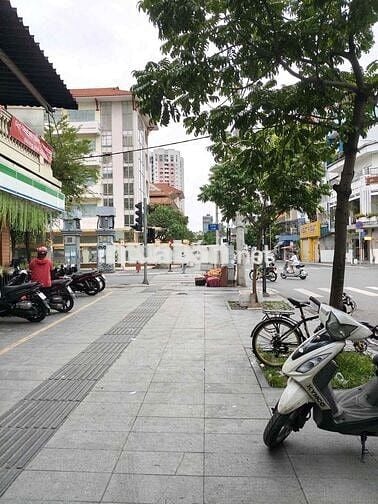 NHÀ MẶT TIỀN QUẬN 1 - CHÍNH CHỦ CHO THUÊ