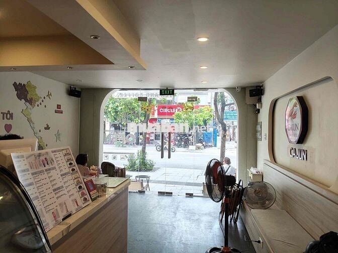 NHÀ MẶT TIỀN QUẬN 1 - CHÍNH CHỦ CHO THUÊ