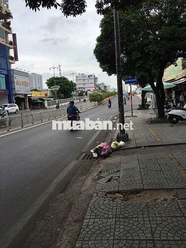 mặt tiền đường lớn khu vực sầm uất wa cầu hậu giang là tới 