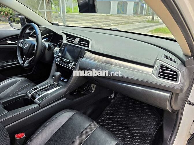 CIVIC 2019 1.8G UP RS NHẬP THÁI LAN CỰC SPORT