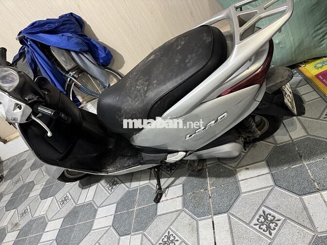 Honda Lead Phun xăng điện tử Ghi bạc