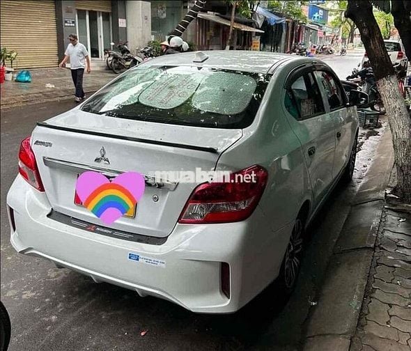 Mitsubishi Mirage Trắng Số tự động 5 chỗ