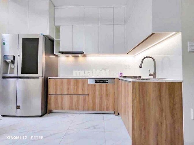 cần tìm nhà nguyên căn 2 ngủ đủ đồ tài chính 8tr